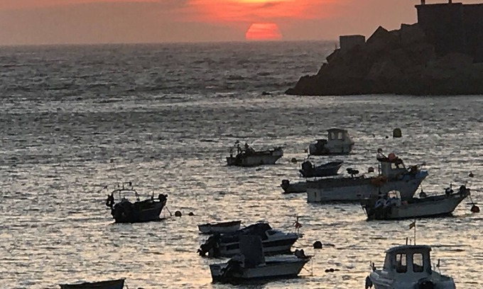 Mino House | Beaches of Miño, spacious and charming 8 people