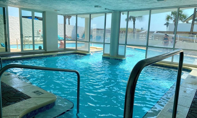 Fort Walton Beach Condo | Beachfront 2BR Condo- Pool, Fitness Room, WiFi, W/D- Okaloosa Island near Destin