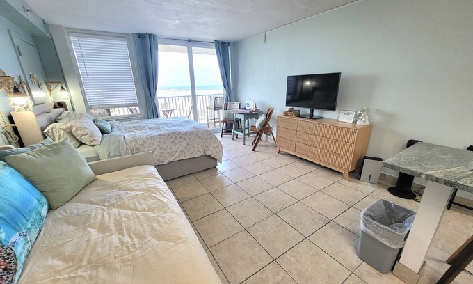 Lenox Park Apartment | Beachfront Beautiful Ocean Views!