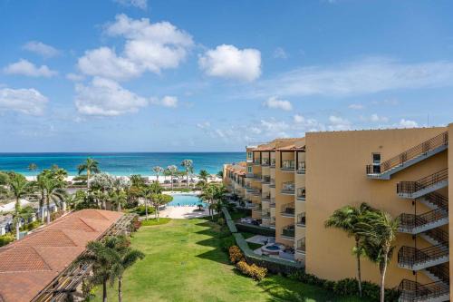 Oranjestad-West House | Beachfront- Eagle Beach- Top View 1BR condo - P514