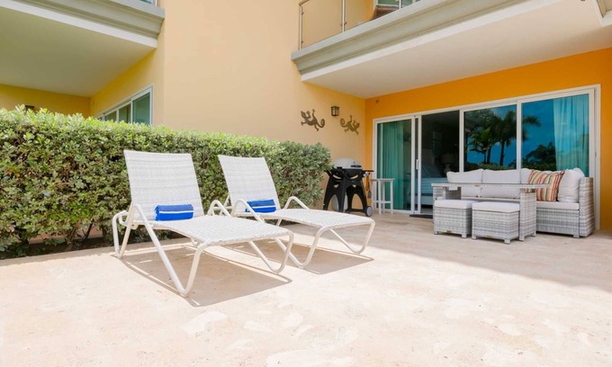 Oranjestad-West Apartment | Beachfront - Garden Delight Studio - E125-1
