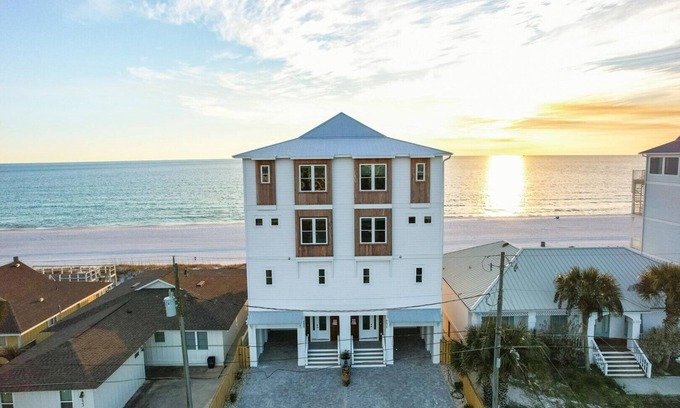 Holiday Beach House | Beachfront Home Sugar Sands - Sleeps 18, Private Pool, Beachfront, Family Fun