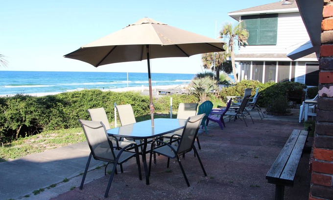 Kiska Beach House | Beachfront✔️ Pets✔️ Single family home. Quiet. Gorgeous sunsets from patio 🌅