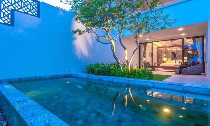 Cha-am Hotel | Beachfront Pool Suite Ground Floor