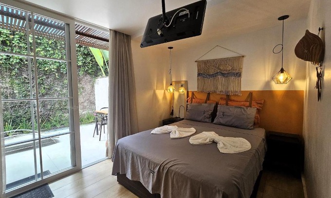 Cabo Branco Apartment | Beachfront Studio in Manaíra