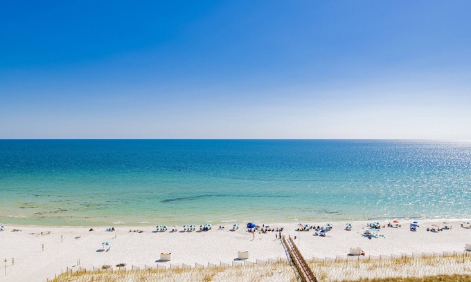 Ono Island Condo | Beachside Retreat: Unwind in Style at Beach Colony's Beachfront Condo!
