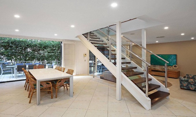 Avoca Beach House | BEACHY AT COPA | Pet friendly, WIFI, Walk to beach | Accom Holidays