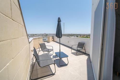 Tarxien Apartment | Beautiful 4BR penthouse with large terrace with WIFI