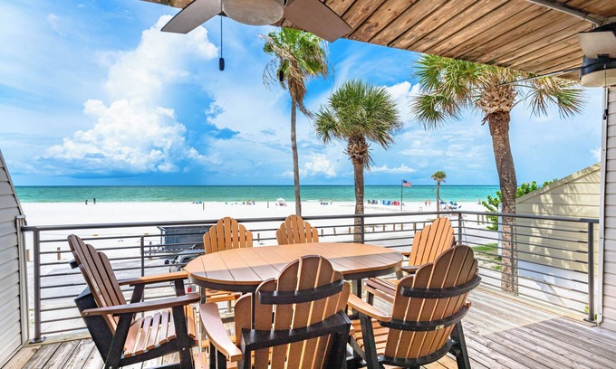 Siesta Key Village House | Beautiful 5 Bedroom Home Directly on Siesta Key Beach!