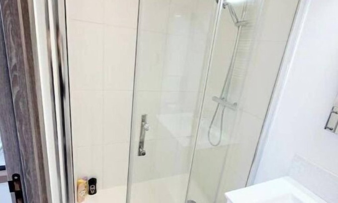 Chateauvert Apartment | Beautiful air-conditioned Studio 200m from Valence town station