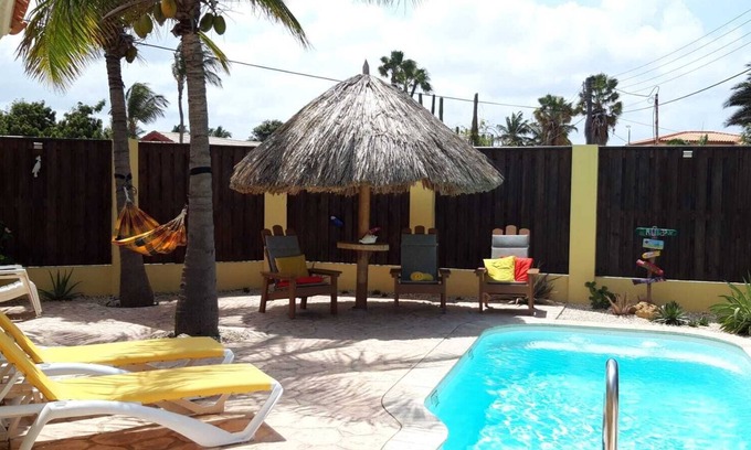 Punto de Oro House | Beautiful and cozy vacation home. With pool and hot shower. For 4 people.