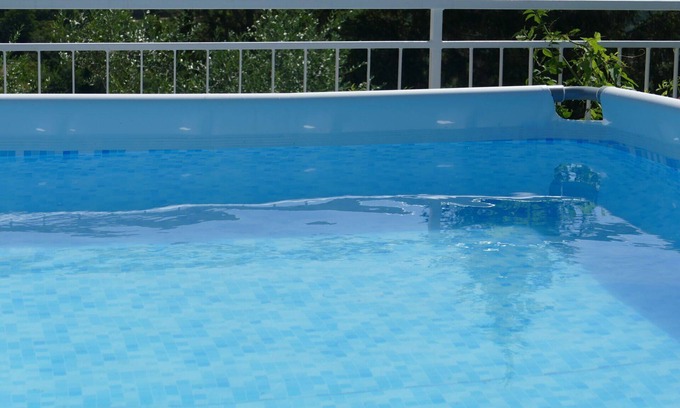 Tovo San Giacomo Apartment | Beautiful apartment for 6 people with WIFI, private pool, TV and pets allowed