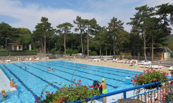 Sistiana House | Beautiful apartment in villa for 6 people with pool, A/C, WIFI, TV and balcony