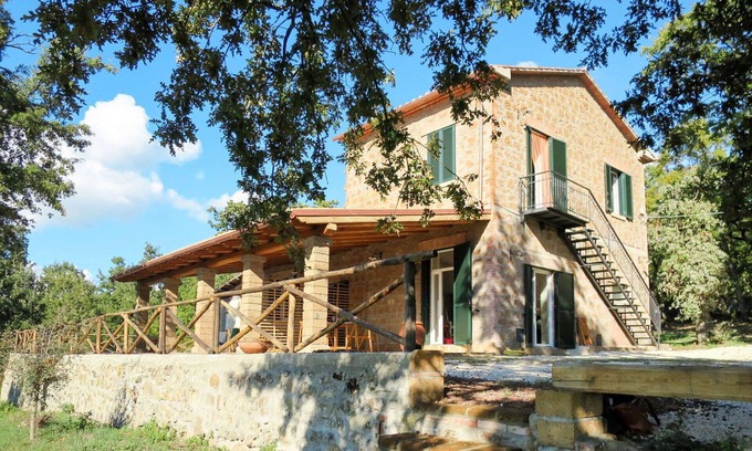 Bolsena Apartment | Beautiful apartment for 6 guests with WIFI, pool, TV, terrace and pets allowed