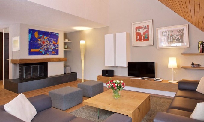 Lenzerheide Apartment | Beautiful apartment for 5 guests with pool, TV and balcony