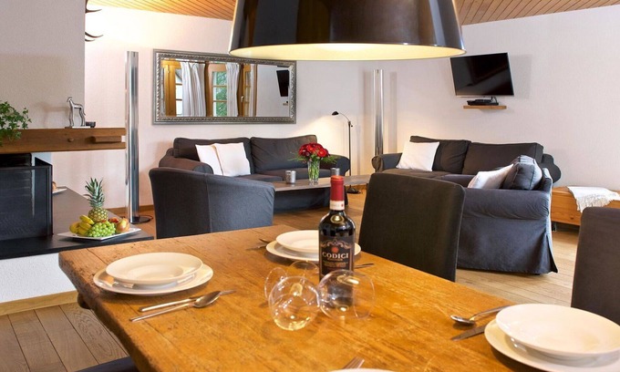 Lenzerheide Apartment | Beautiful apartment for 5 people with TV and balcony
