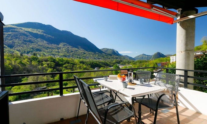 Capriasca Apartment | Beautiful apartment for 4 people with WIFI, pool, TV, patio and panoramic view