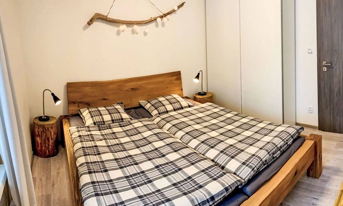 Bozi Dar Apartment | Beautiful apartment for 5 guests with WIFI and TV