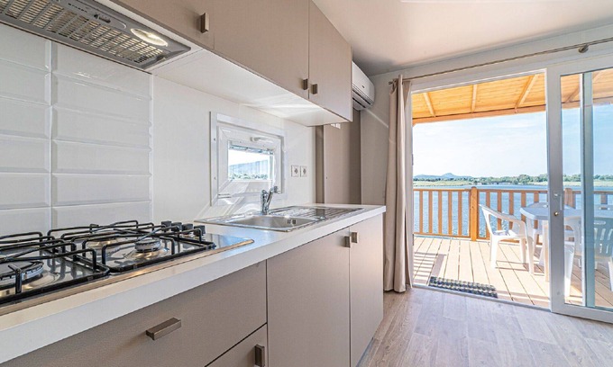 Fertilia House | Beautiful apartment in villa for 6 people with A/C, WIFI, pool, TV and terrace