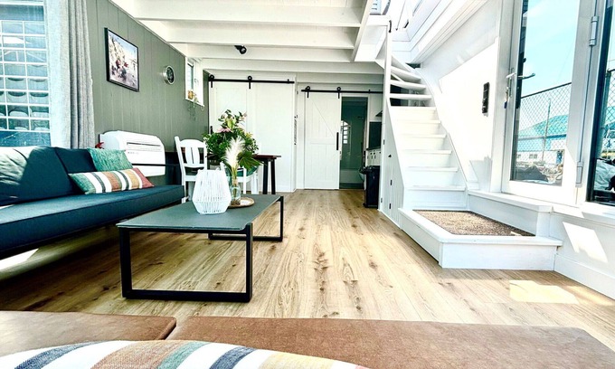 Woudsend House | Beautiful apartment in villa for 4 people with WIFI and patio