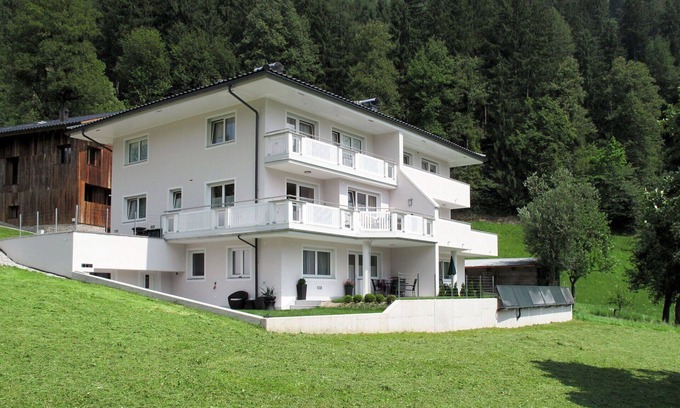 Ramsau im Zillertal House | Beautiful villa for 10 guests with WIFI, TV, terrace and pets allowed