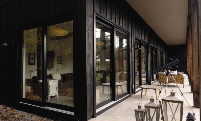 Mulmur House | Beautiful barn conversion set in the hills & forests of the Creemore area.