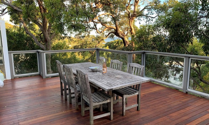 Killcare House | Beautiful beach house amongst the trees