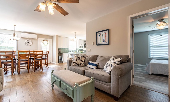 Bonnet Shores House | Beautiful & Bright Bonnet Shores Home with Views!