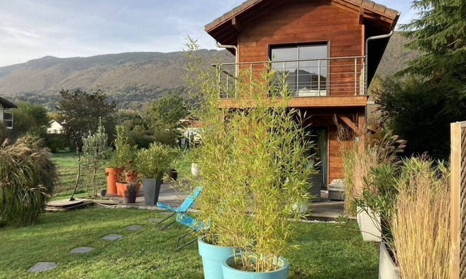 Cessenaz Ski Chalet | Beautiful chalet on Lake Annecy, with SPA terrace and magical mountain view