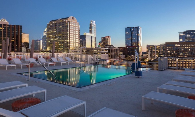 Civic District Resort | Beautiful Downtown Austin 1BR Studio Deluxe