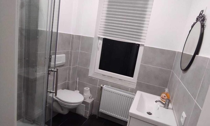 Altenburg Apartment | Beautiful flat in Altenburg with wifi and smart T