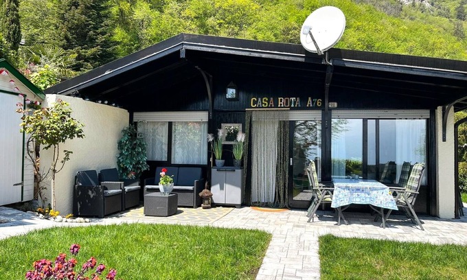 Gardola House | Beautiful Green Warm Place to relax and enjoy the Garda Lake