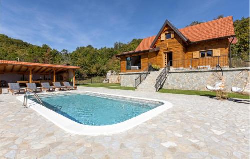 Gospic House | Beautiful Home In Barlete With Wifi