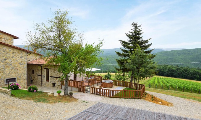 Bibbiena House | Beautiful home in Bibbiena with WiFi