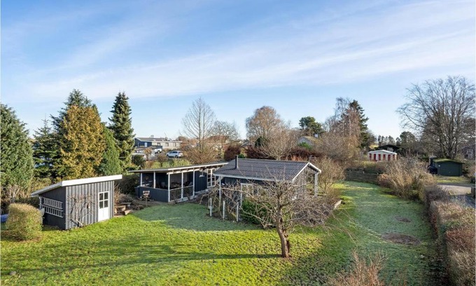 Olsted House | Beautiful Home In Ølsted With Kitchen