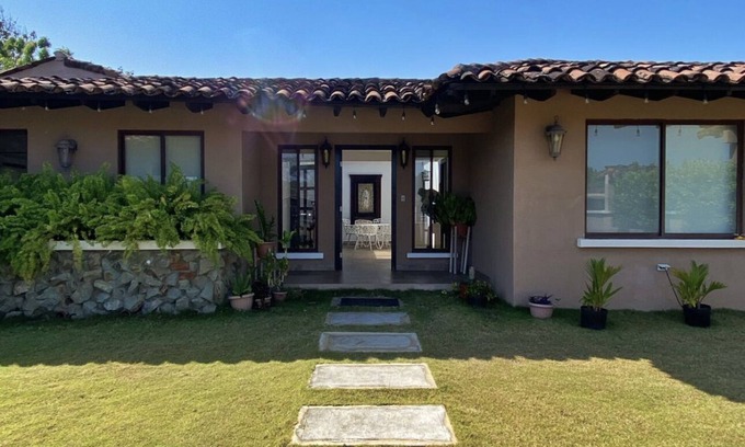 Chitre House | Beautiful Home in Residenciales Cubita