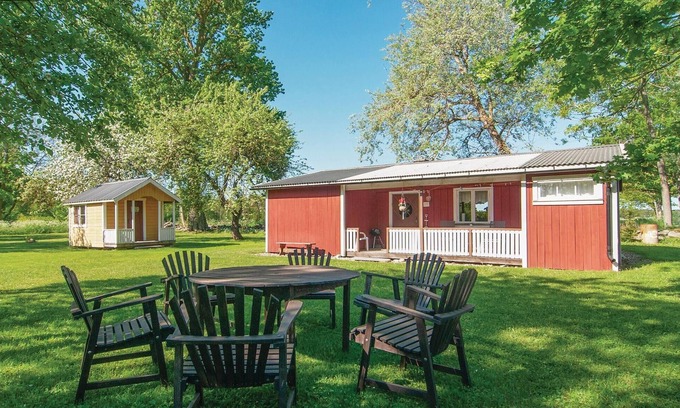 Slite House | Beautiful home in Slite with kitchen