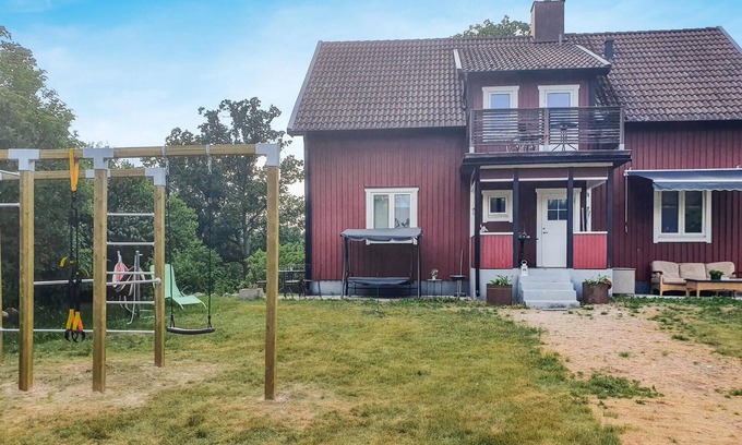 Vimmerby Municipality House | Beautiful home in Vimmerby with kitchen