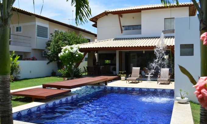 Centro House | Beautiful house in a high standard condominium, air conditioned, internet, cable tv