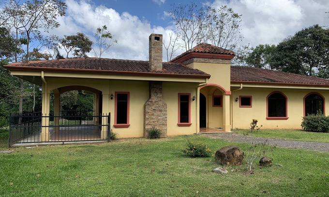 Santiago de Puriscal House | Beautiful house in the mountains of Costa Rica-Altos los Cafetales Gated Comm.