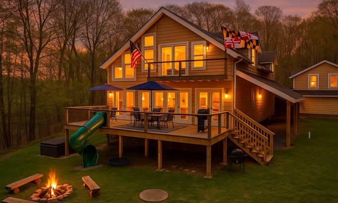 Thayerville House | Beautiful Lake View w/Hot tub, Fireplace,& firepit