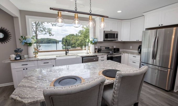 Seneca House | Beautiful Lakefront Home on Lake Keowee w/dock