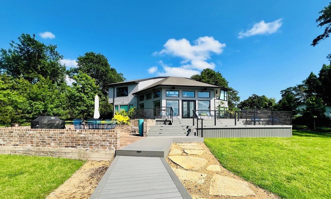 Carolyn Estates House | Beautiful Lakefront Views at Cedar Creek Lake!