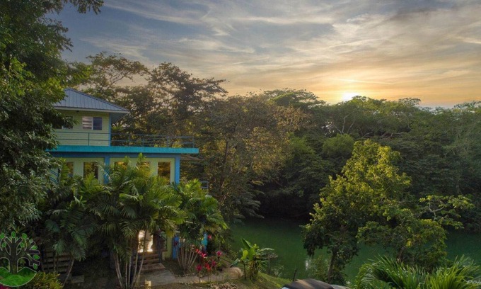 Bullet Tree Falls House | Beautiful large house with two decks and excellent view of the Mopan River