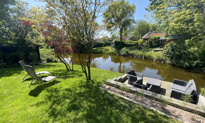 Brouwershaven House | Beautiful located on water terrace, large dobble room at ground level, good WLAN