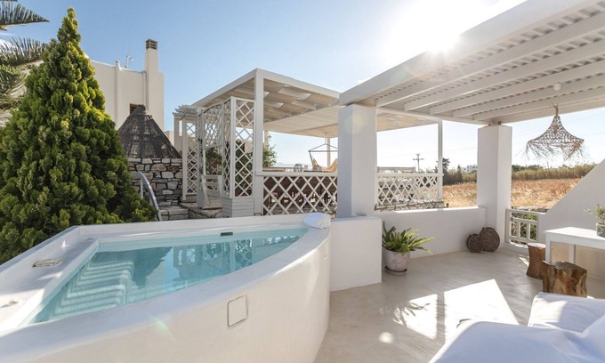 Naxos Town Villa | Beautiful Naxos Suite | Grand Deluxe Suite | 1 Bedroom