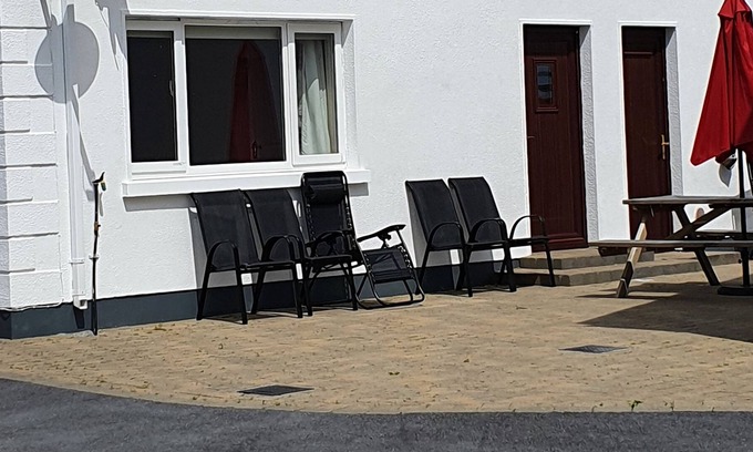 Carna Ski Chalet | Beautiful newly built cozy chalet right upon The Wild Atlantic Shore.