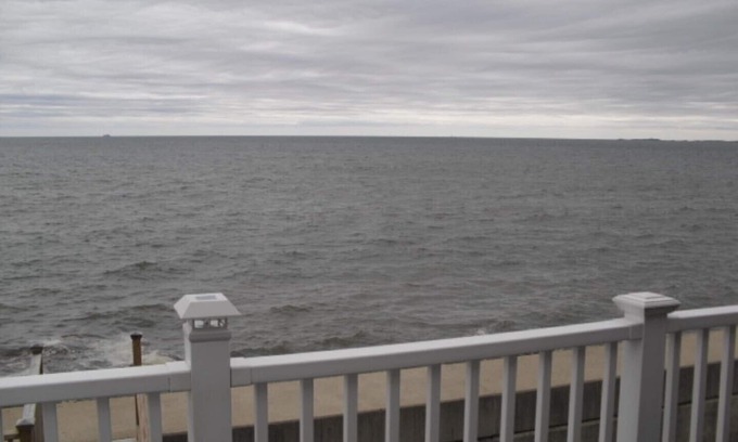 Revere Condo | Beautiful Oceanfront Luxurious 2 bedroom 2 story condo, mins from Boston!