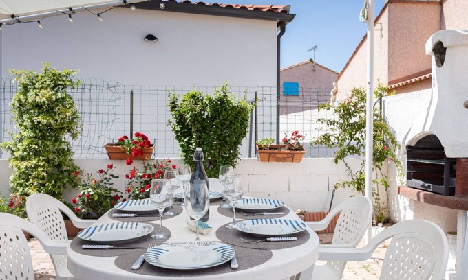 Sainte-Marie-Plage House | Beautiful private villa for 6 guests with WIFI, TV and terrace