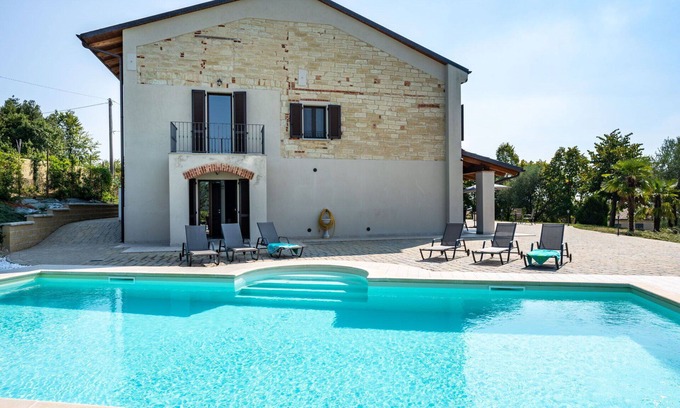 Ponzano Monferrato House | Beautiful private villa for 14 guests with A/C, WIFI, private pool, TV and terrace